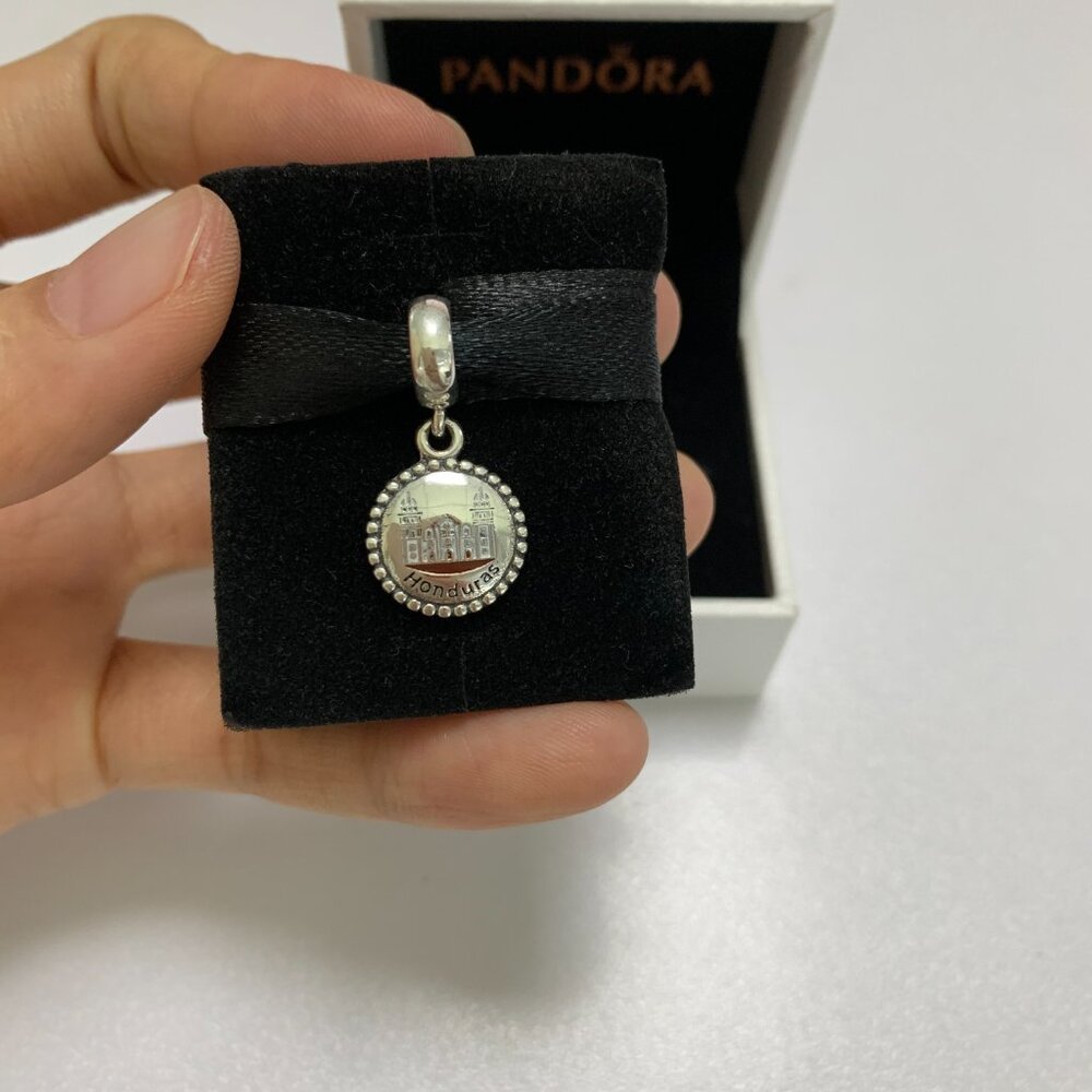 Pandora Honduras Church exclusive charm